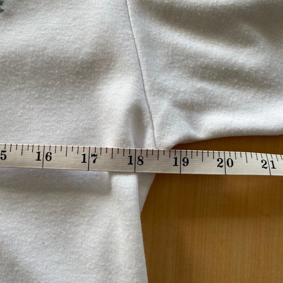 Vintage Polo Shirt With Embroidered Flowers - Picture 7 of 8